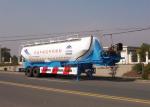 SINOTRUK 3 Axle 48500 Liters Bulk Cement Tank Semi Trailer Truck 50 - 80 ton