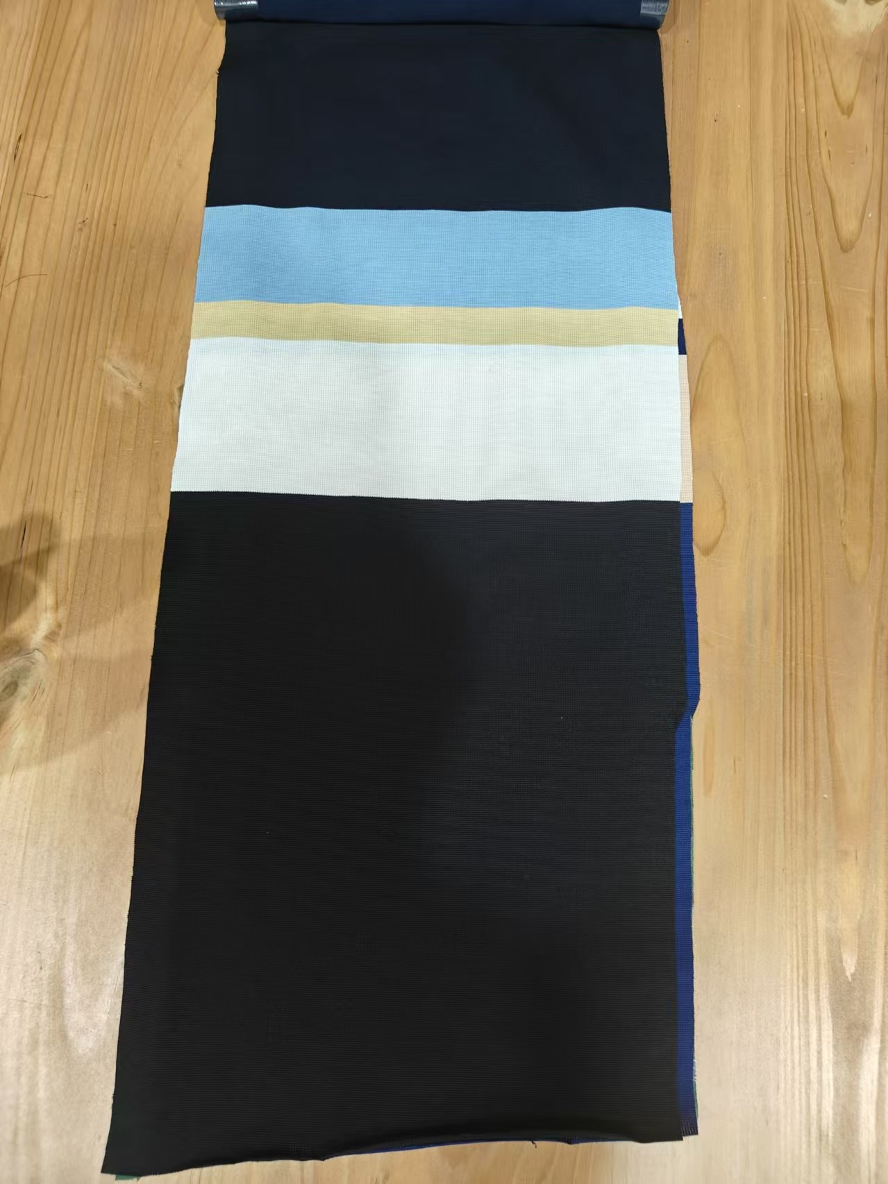 Smooth And Fashionable Comfortable Clear Grain Striped Knit Fabric For Polo Shirt