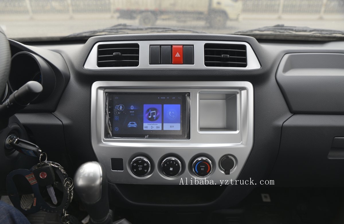 Customizable Dongfeng 4X2 1-5T Mini Cargo Truck with Touch Screen and 360° Rear Camera