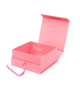 Quality 1600g Pink Magnetic Hard Gift Boxes With Ribbon Spot UV wholesale