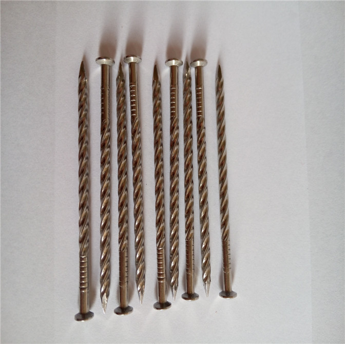 Stainless Steel A4 Screw Shank Nails For Timer Deck 65MM X 3.15