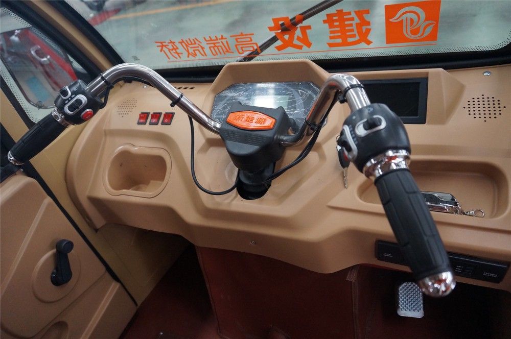 Chinese Big Space 3 Wheel Electric Car For Elder People Pedicab for passenger electric closed tricycle