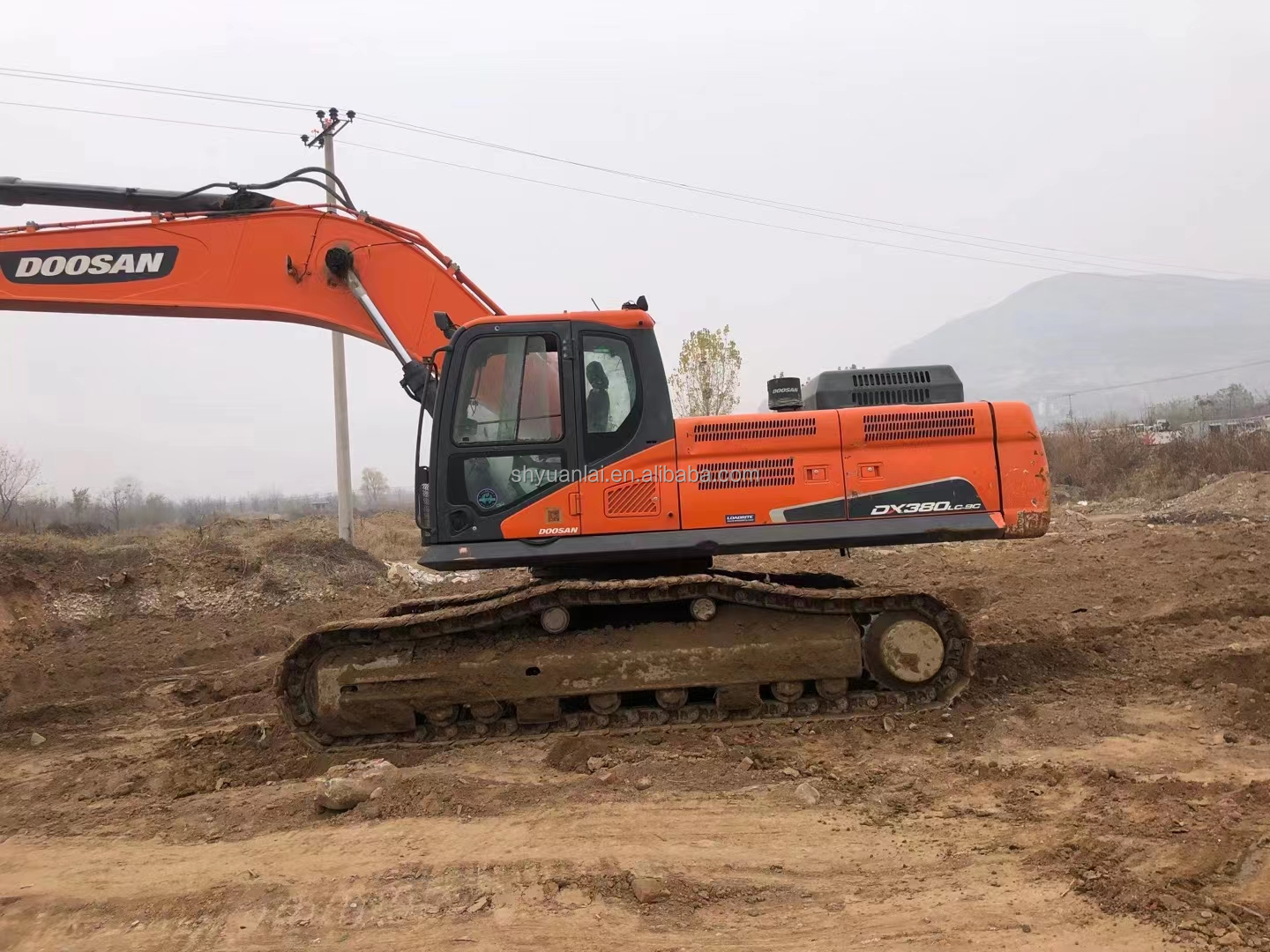 Used Doosan DX 380 excavator 33Ton 35Ton 38Ton 40Ton Second hand Digger earthmoving machine Doosan for sale