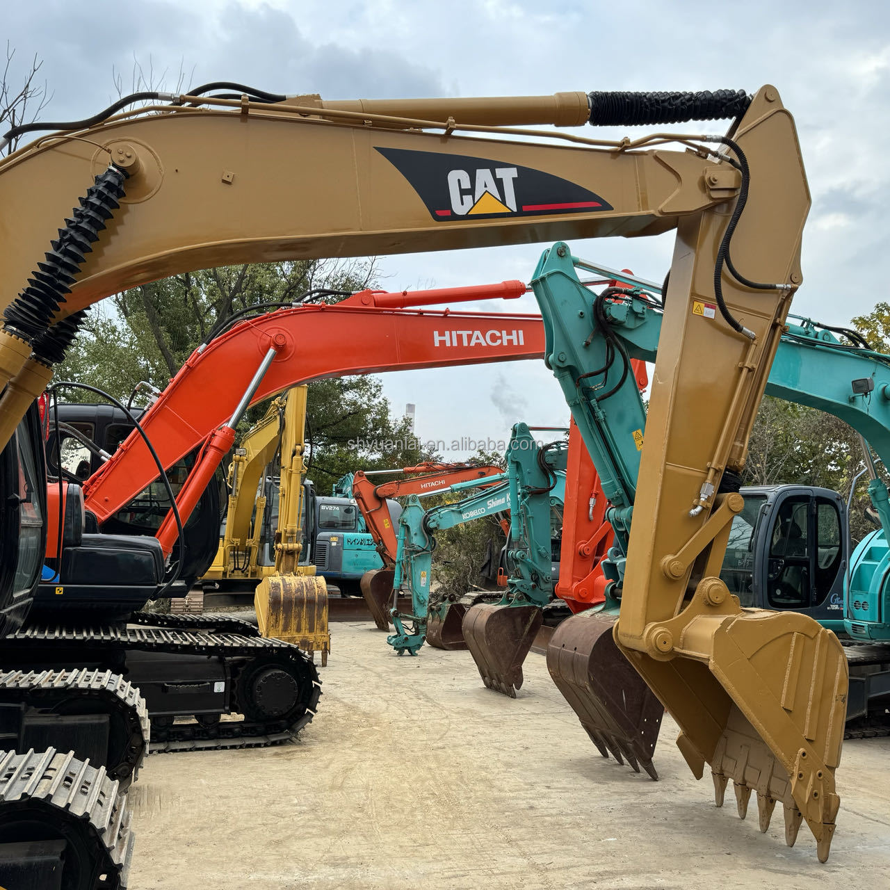Low Working Hours Japan Second-hand CAT 320CL Hydraulic Excavator with 0-2000 Hours