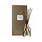 Wholesale home decor natural glass bottle essential oil aroma reed diffuser With