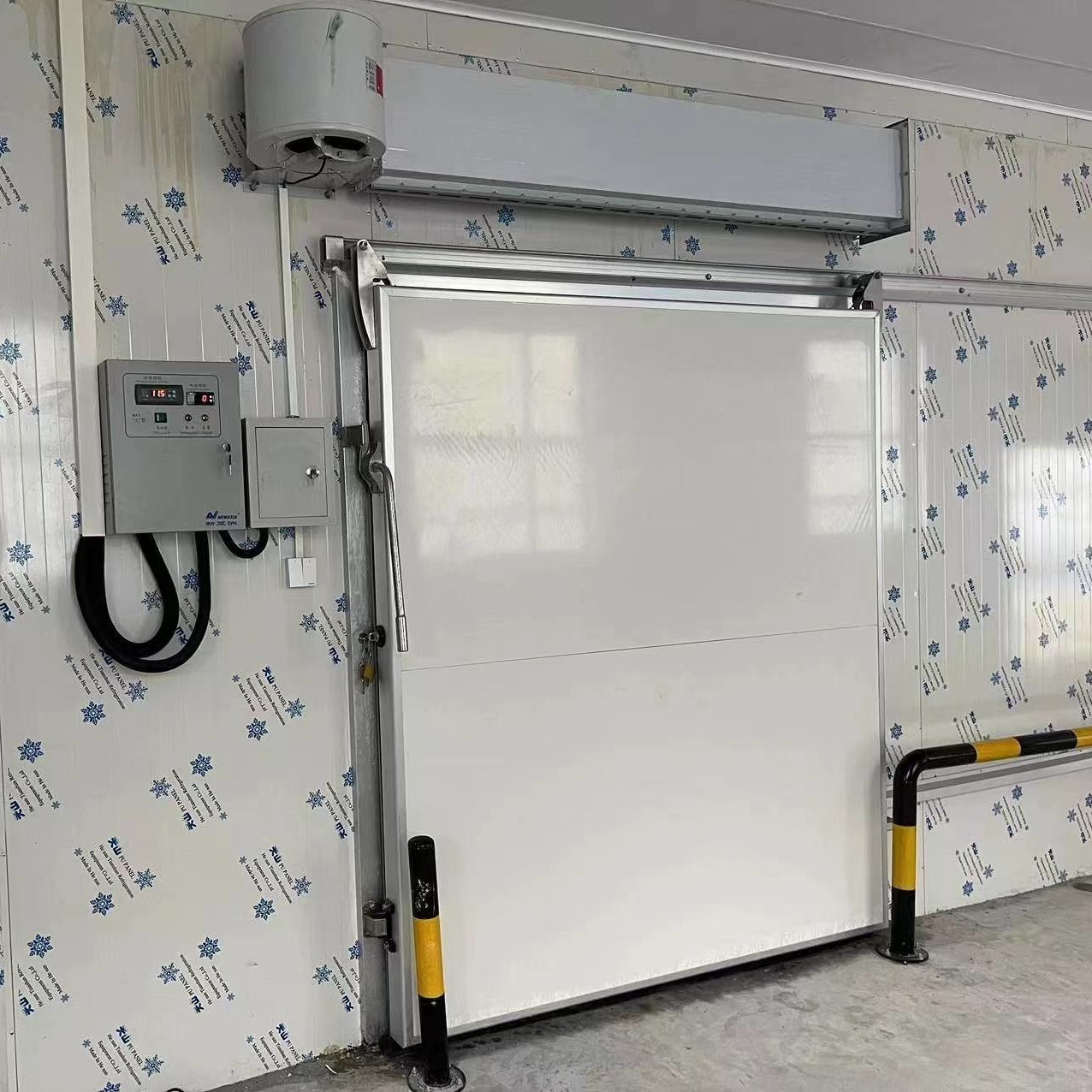 Industry Refrigeration Cold Room , Storage Cold Room For Fruit Food Fish Chamber