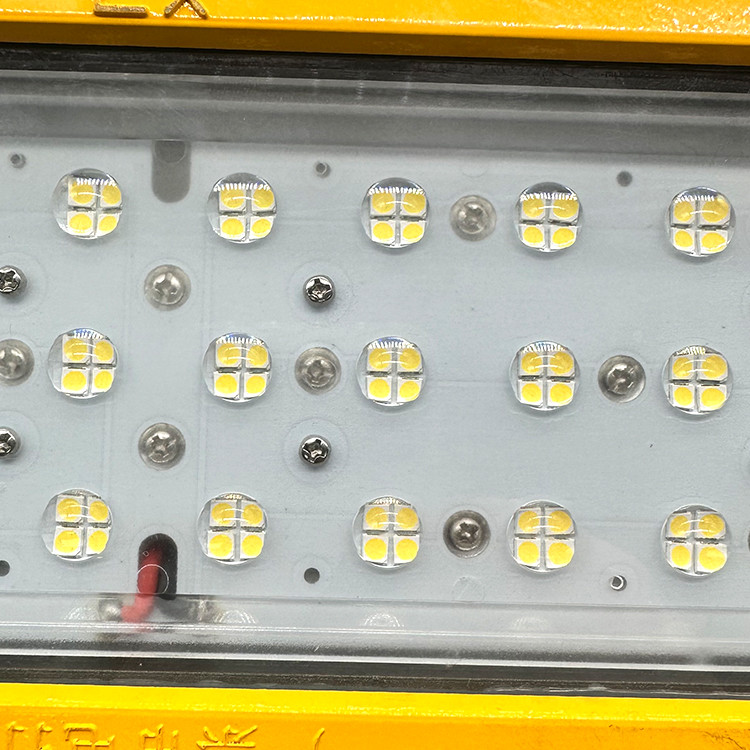 IP65 SMD2835/3030 LED Explosion Proof Lighting Fixtures Heat Dissipation Design