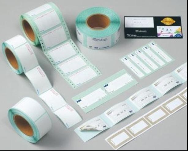 13.56 MHz HF RFID Circular Sticker Label Adhesive With Custom Printing