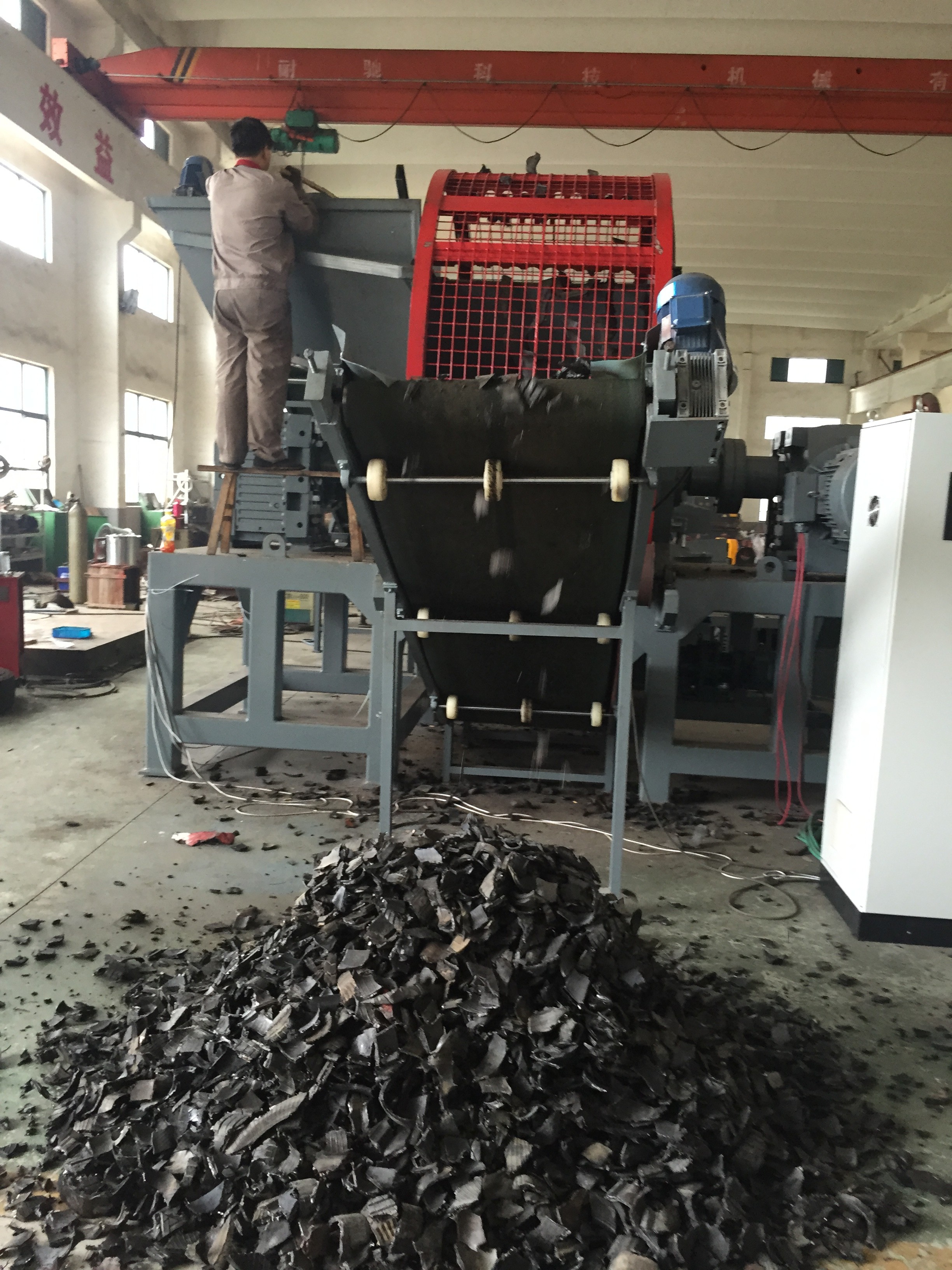 Tire Shredder Machine，Tire Shredder, Tire Crusher,Tire Shredding Machine- For Tire Recycling Plant Replaceable Blades
