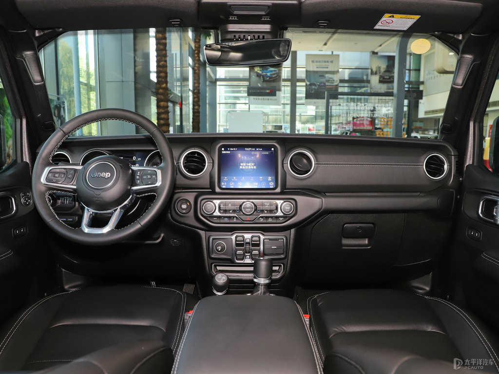 Popular in the Middle EastThe Jeep Wrangler Long range new electric vehicle 5 door 5 seat SUV