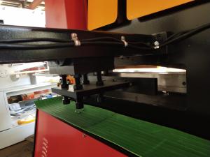 Quality Hydraulic Punching And Shearing Machine / 250Ton 220V Heavy shearing bending machine wholesale