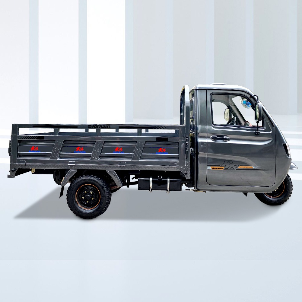 300cc Gaoline Tricycle in Gray Closed Cab Three Wheel Motorized Van For Cargo Hauling