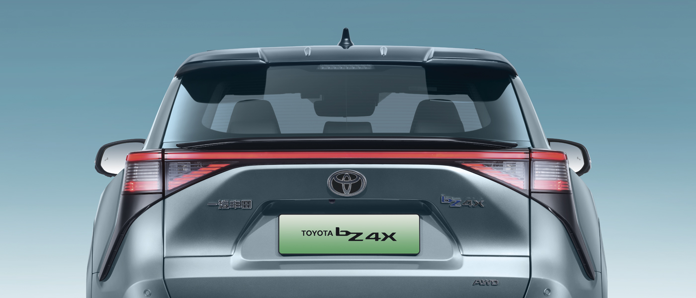 TO-YOTA BZ4X 615KM Electric Car SUV Powered by Ternary Lithium Electricity and 4690*1860*1650 Dimensions for 2024