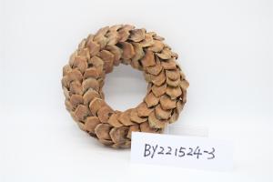Quality Wholesale Artificial Christmas Door Decoration Supplies Nature Pine Cone Large Christmas Wreath Garland Decor wholesale