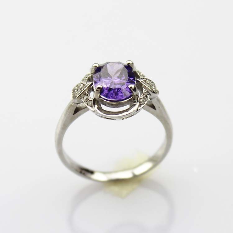 Fashion Jewelry 925 Silver 7x9mm Oval Blue Topaz Ring with Cubic Zircon(R106)
