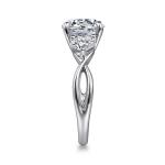Round Gemstone Shape Lab Diamond Engagement Rings IGI Certificated
