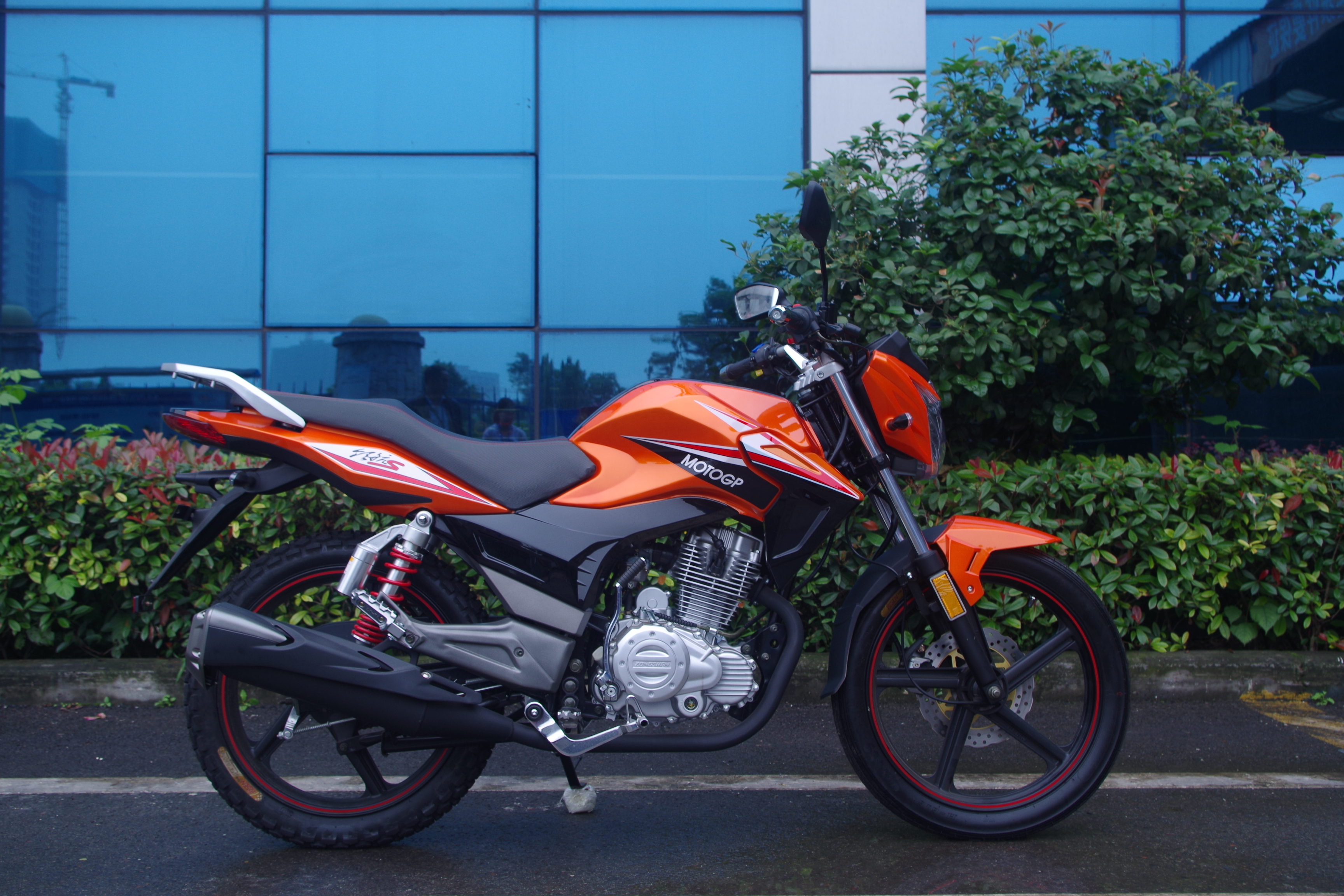 Automatic ZS Engine 200cc Racing Bike Motorcycle With Single Cylinder