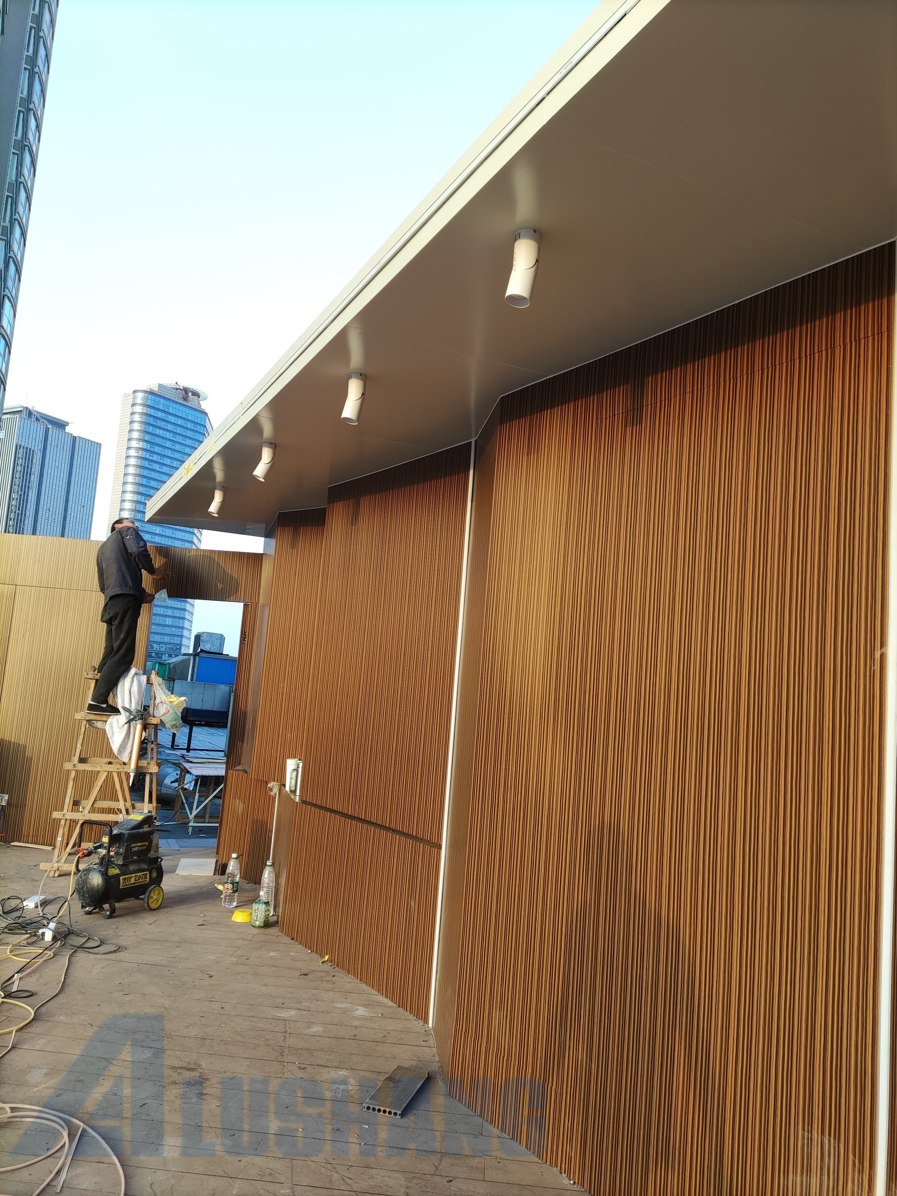 Transform Your Space With Unmatched Elegance Of Wood Grain Aluminum Composite Panel