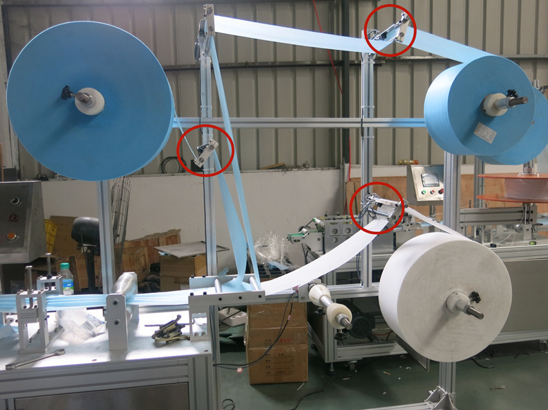 Non Woven Three Layer Disposable Mask Manufacturing Machine