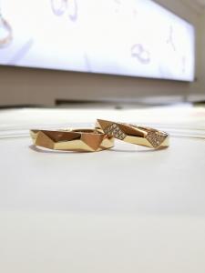 Quality Custom Trendy Round Men18 Women12 Wedding Pair Rings Gold wholesale