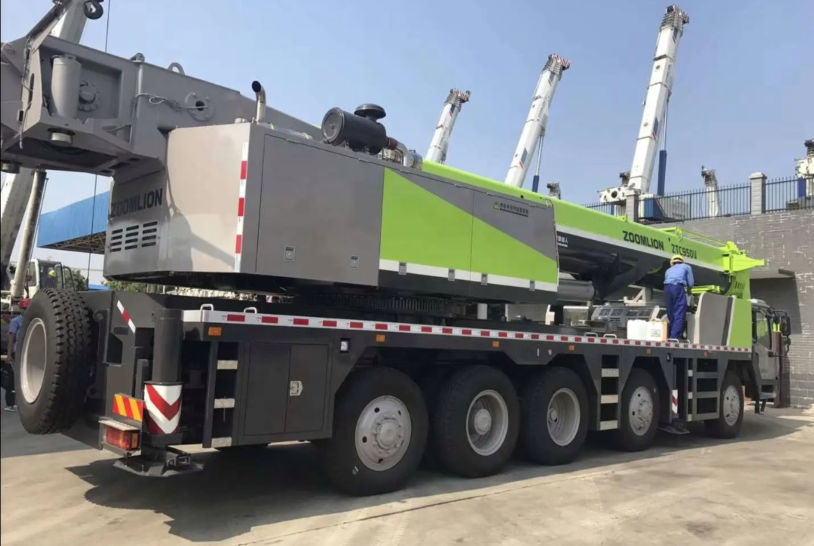 China Top Brand Zoomlion New 20 Ton Grue Mobile Crane Truck