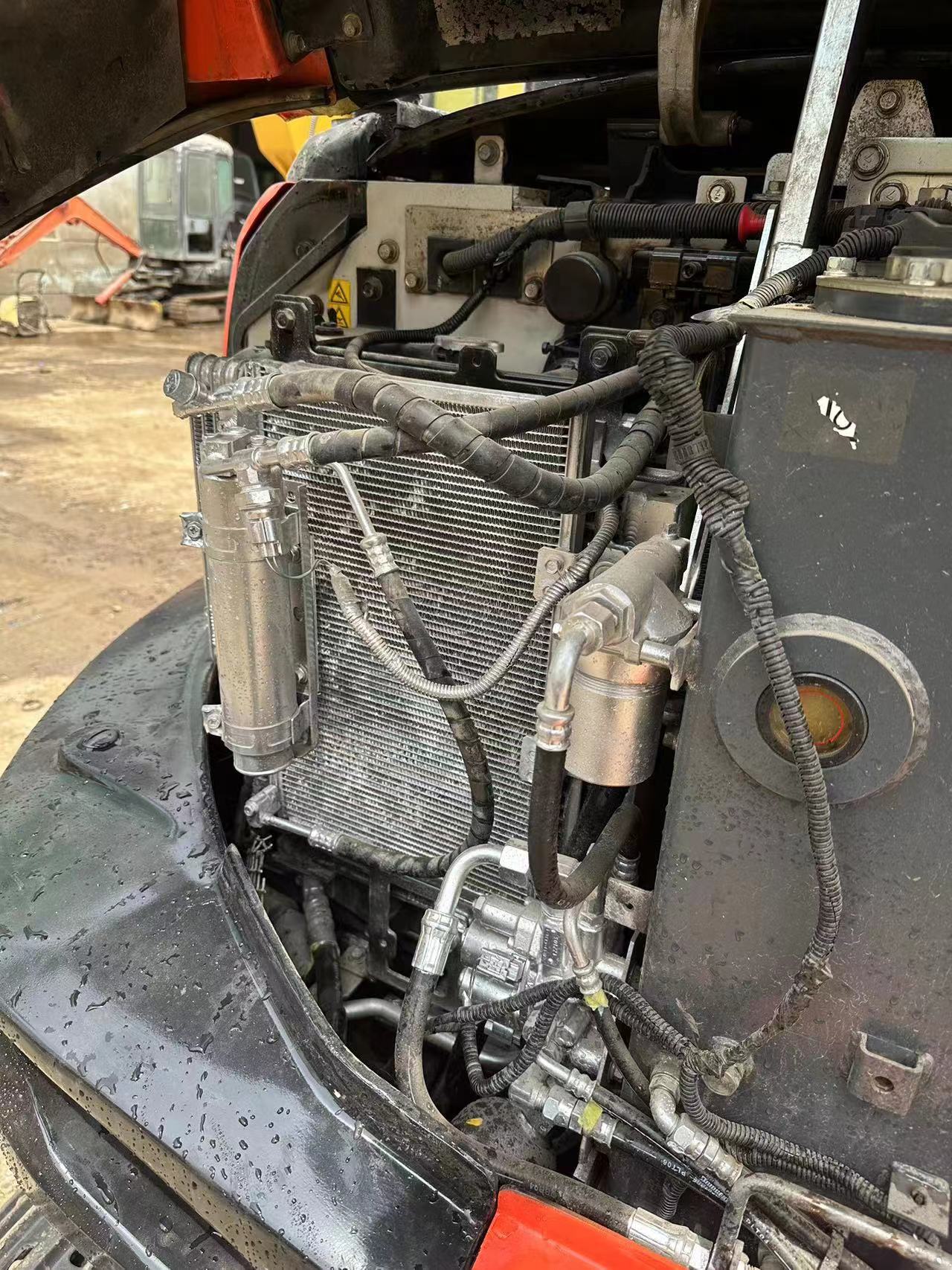 Used mini digger Kubota165 Japan origin cheap price/Second hand hydraulic crawler Excavator Kubota165 High quality