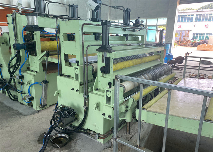 Automatic High Speed Metal Slitting Line Stainless Steel Coil Slitting Machine 0.3-3 X 1600