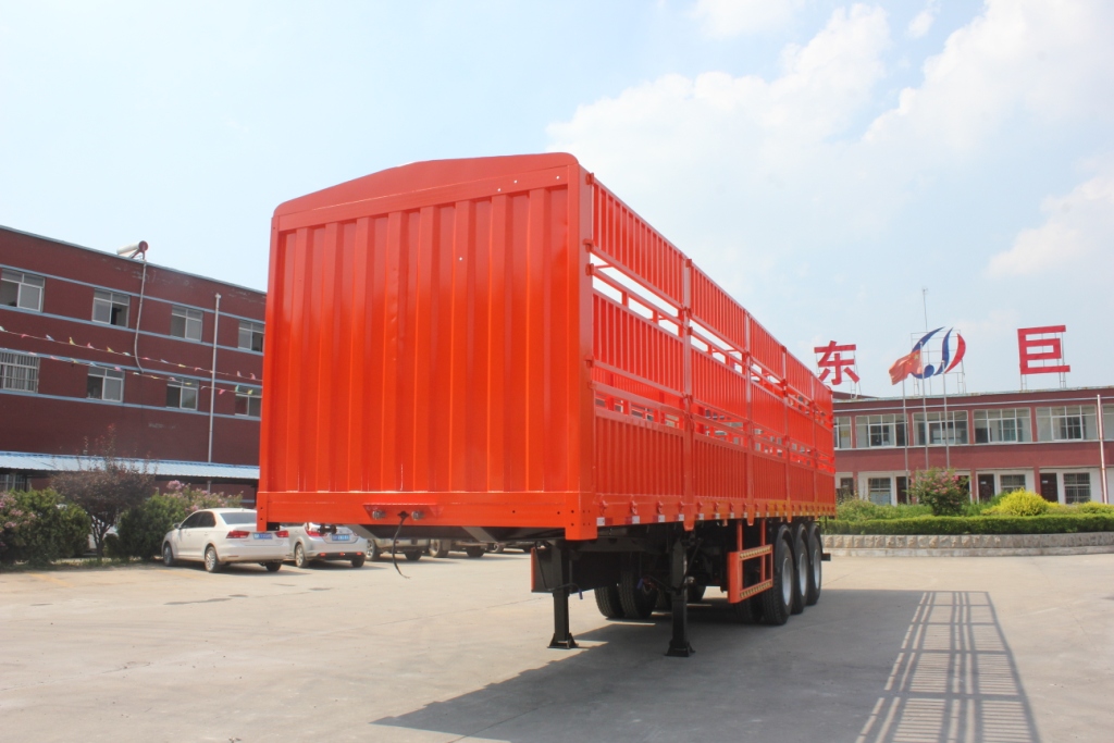 Steel Semi Truck Trailer for Heavy-Duty Animal Vegetable Bulk Cargo Transporting