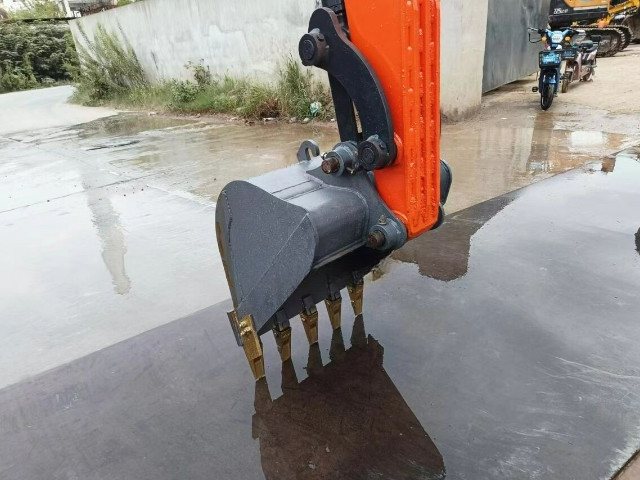 Doosan DX55 Excavator Bucket
