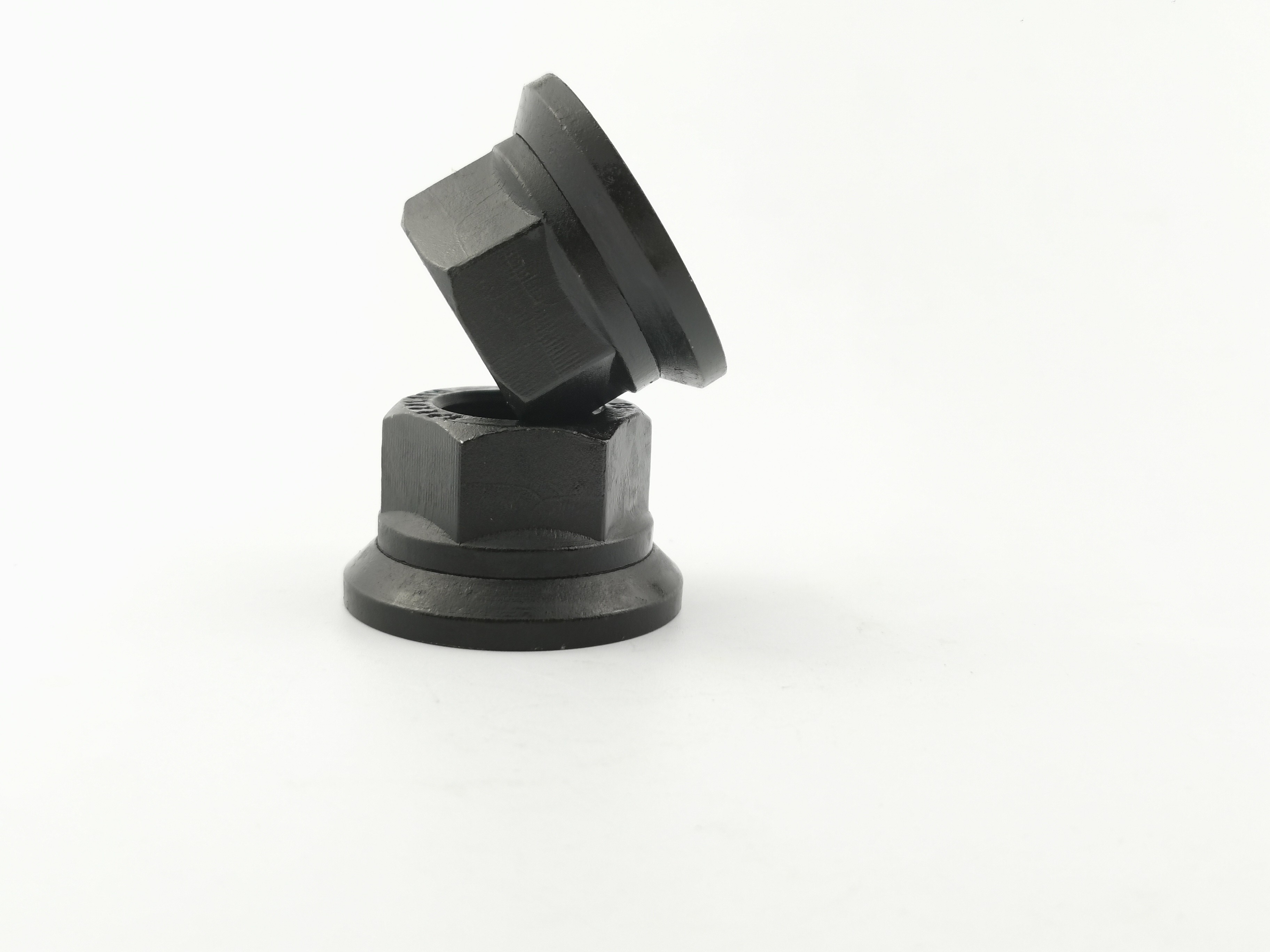 Car Accessories Truck Nut M22X1.5 HEX 33MM Surface Oxidized Black