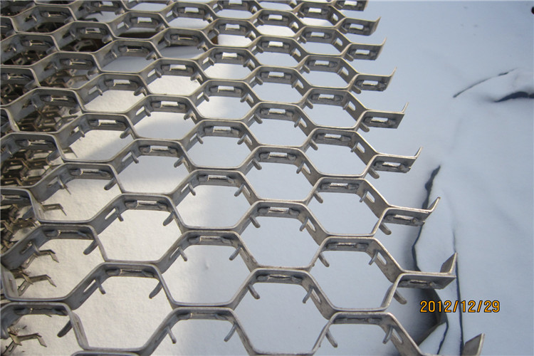 Tortoise Shell Mesh And 2.5mm Hexmesh Grid Cyclones Refractory Lining Hexmetal Mesh