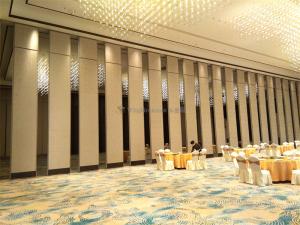 Quality Modern Banquet Room Wall Partitions For Space Division wholesale