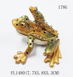 Quality The Frog Prince with baby beautiful shape metal jewelry box antique metal jewelry box wholesale