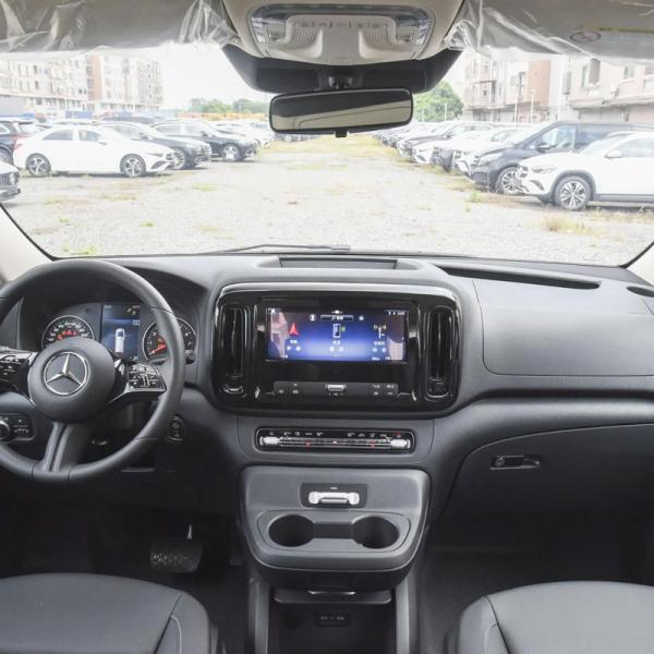 Mercedess Benzs Vito Petrol MPV Car 48V Mild Hybrid 7 Seats New Energy Vehicle