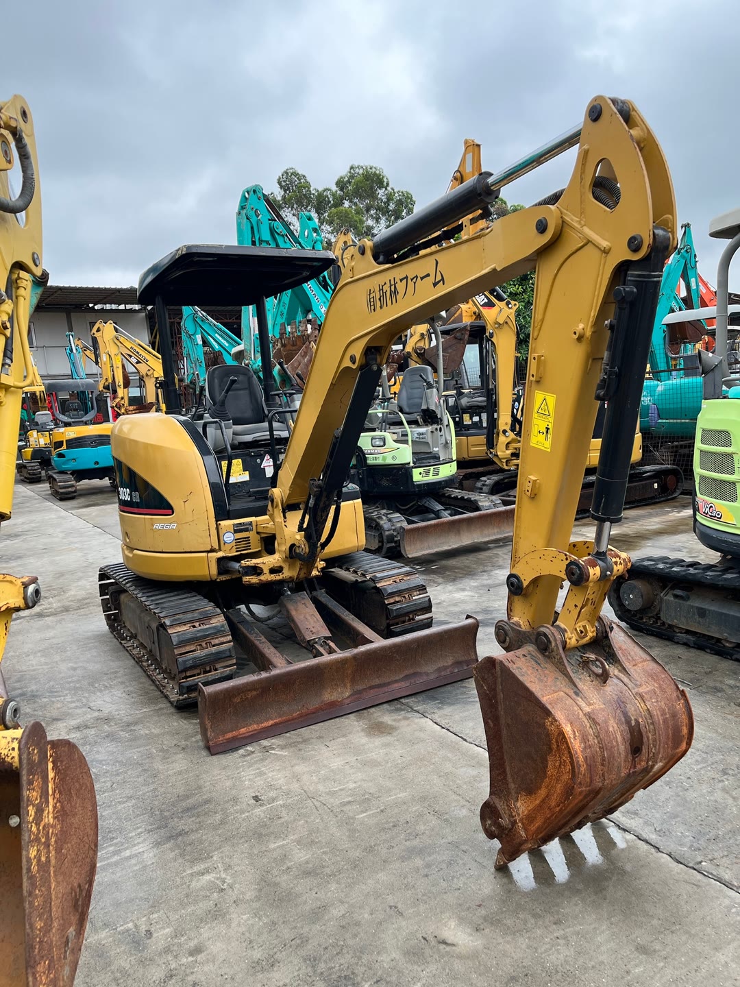 3Ton Used Caterpillar Cat303cr Mini excavator
