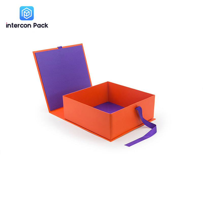 Jewelry Boutique Folding Packaging Boxes 13.03x6.50x2.87 Inch Matt Lamination