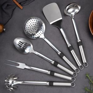 Quality High grade Custom 6PCS set Kitchen tool with tray Stainless steel ladle turner fork spaghetti spoon for kitchen cook wholesale