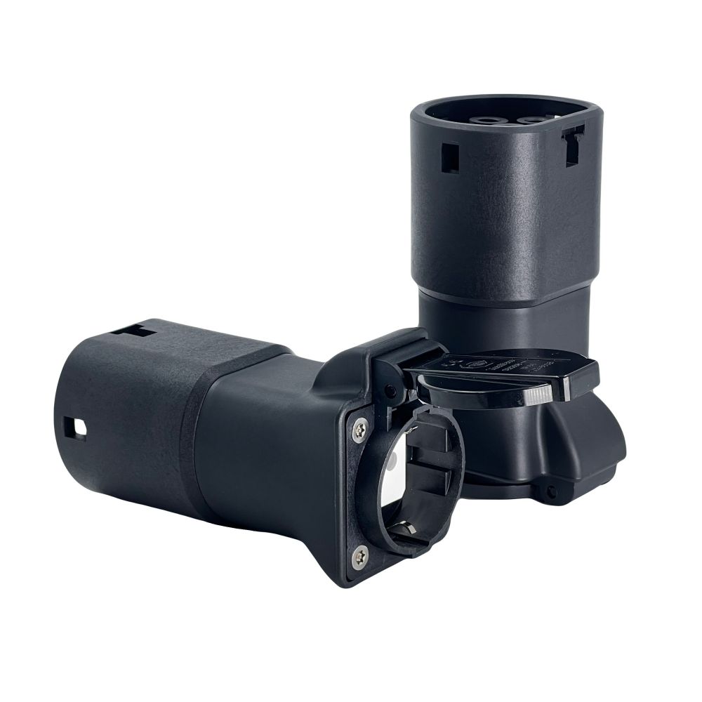 BLACK High Temperature Resistant PC Adapter Type2 V2L Socket with Schuko EV Charger 16A 230V