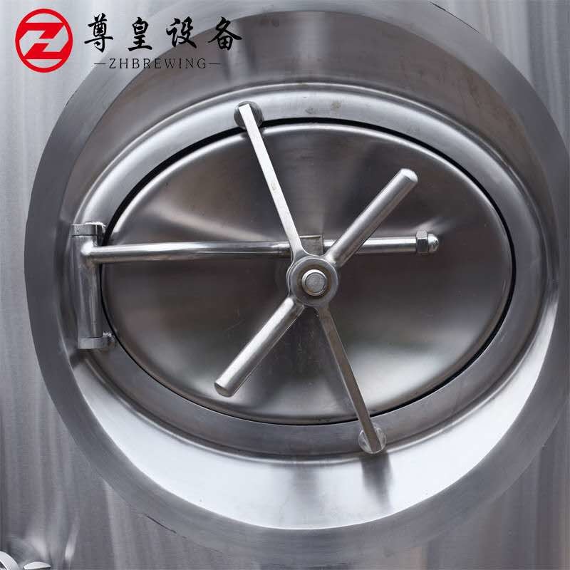 2.9 Meter Height beer Fermentation Tanks , 304 SUS 2000L Conical Beer Fermenter