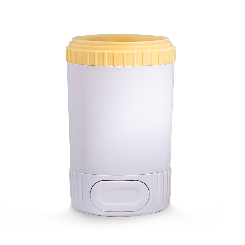 Portable Pet Paw Cleaner for Outdoor Adventures – Bulk Orders for Pet Gear Brands