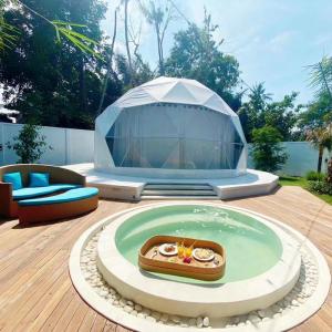 Quality Pvc Star Room Spherical Canopy Outdoor Campsite Camping Picnic Party Tent Outdoor Tent wholesale