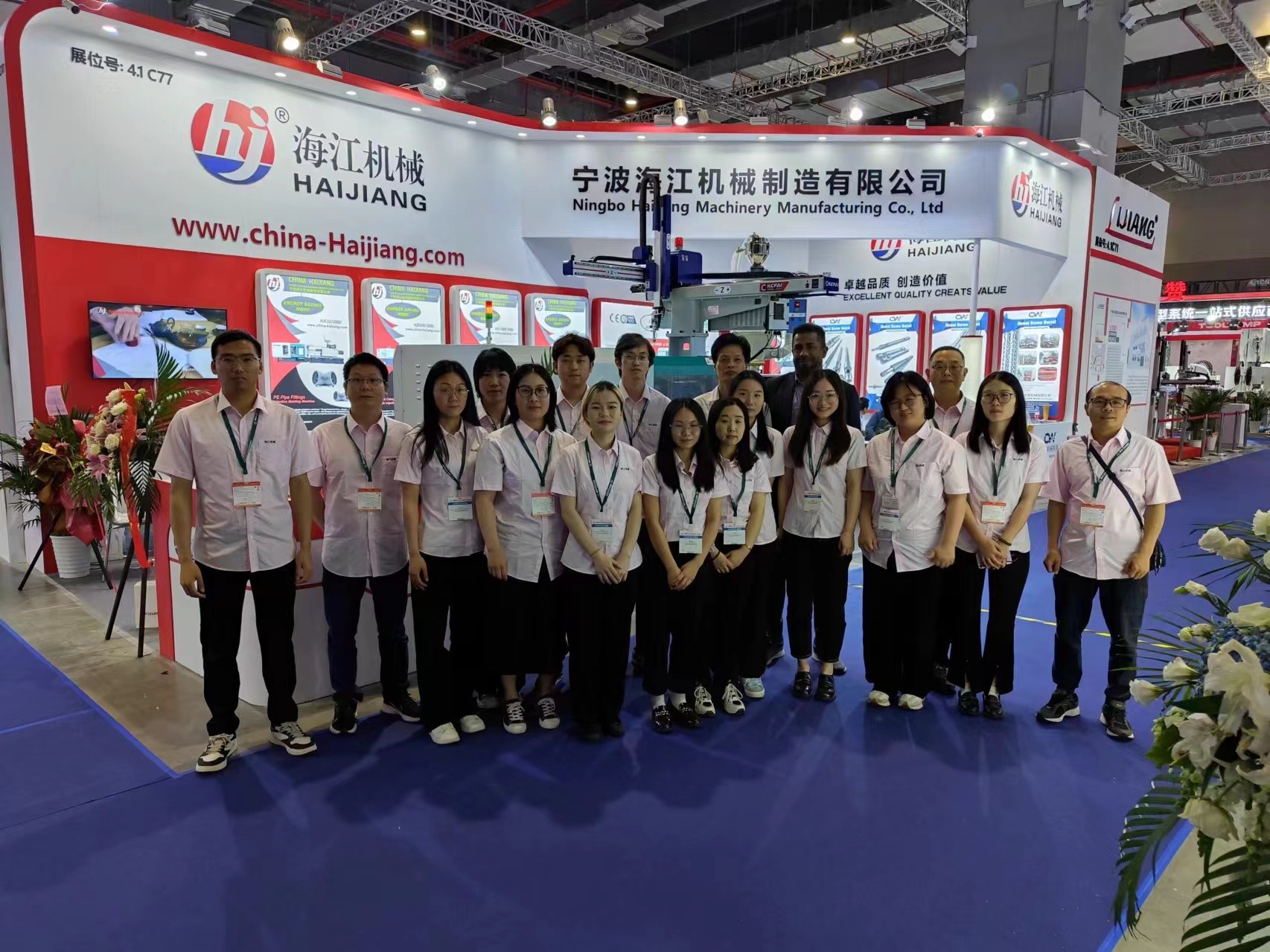 25-80 Mm Screw Diameter Electric Plastic Chair Molding Machine For Large Scale Production
