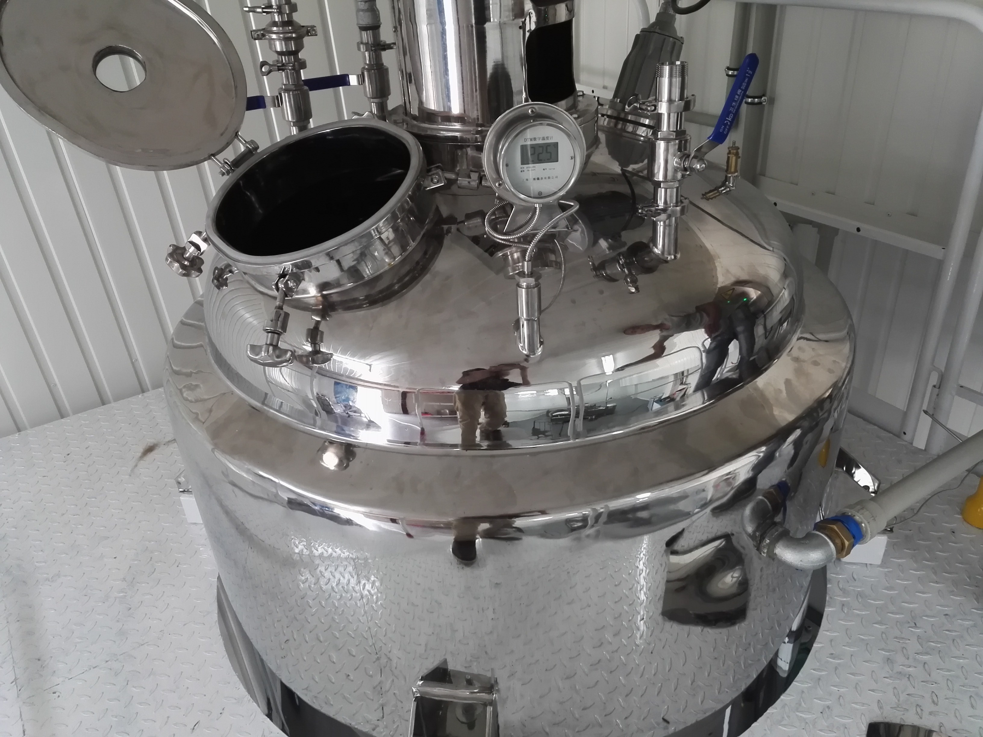 600L Gelatin Reactor Three Layers Of Water Bath Heating to 130 degree