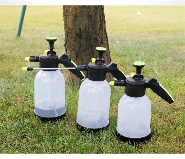 2L Hand Pump Pressure Sprayer Kettle Garden Watering Pot For Home
