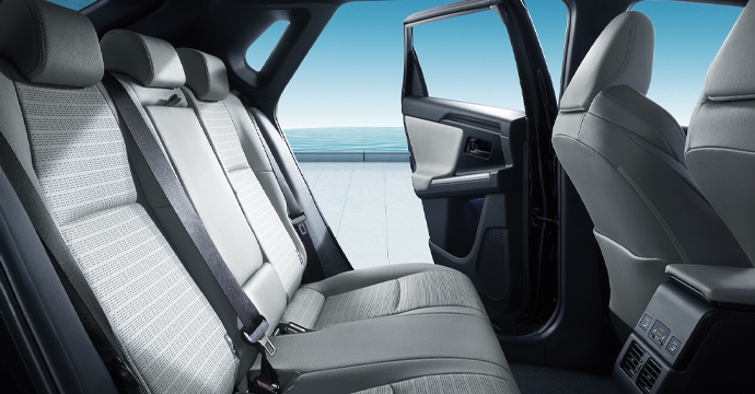 TO-YOTA BZ4X 615KM Electric Car SUV Powered by Ternary Lithium Electricity and 4690*1860*1650 Dimensions for 2024