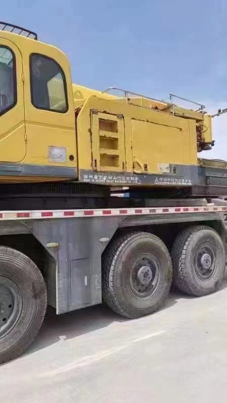 260t Truck Crane Mobile Crane Hydraulic Crane for Sale at Good Price