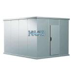 0 - 5 Degrees Celsius Cold Storage PU Panels Room Hinger Swing Door 220V