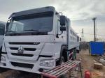 HOWO Sinotruck 420HP Heavy Duty Truck with Radial Tires Seats ≤5