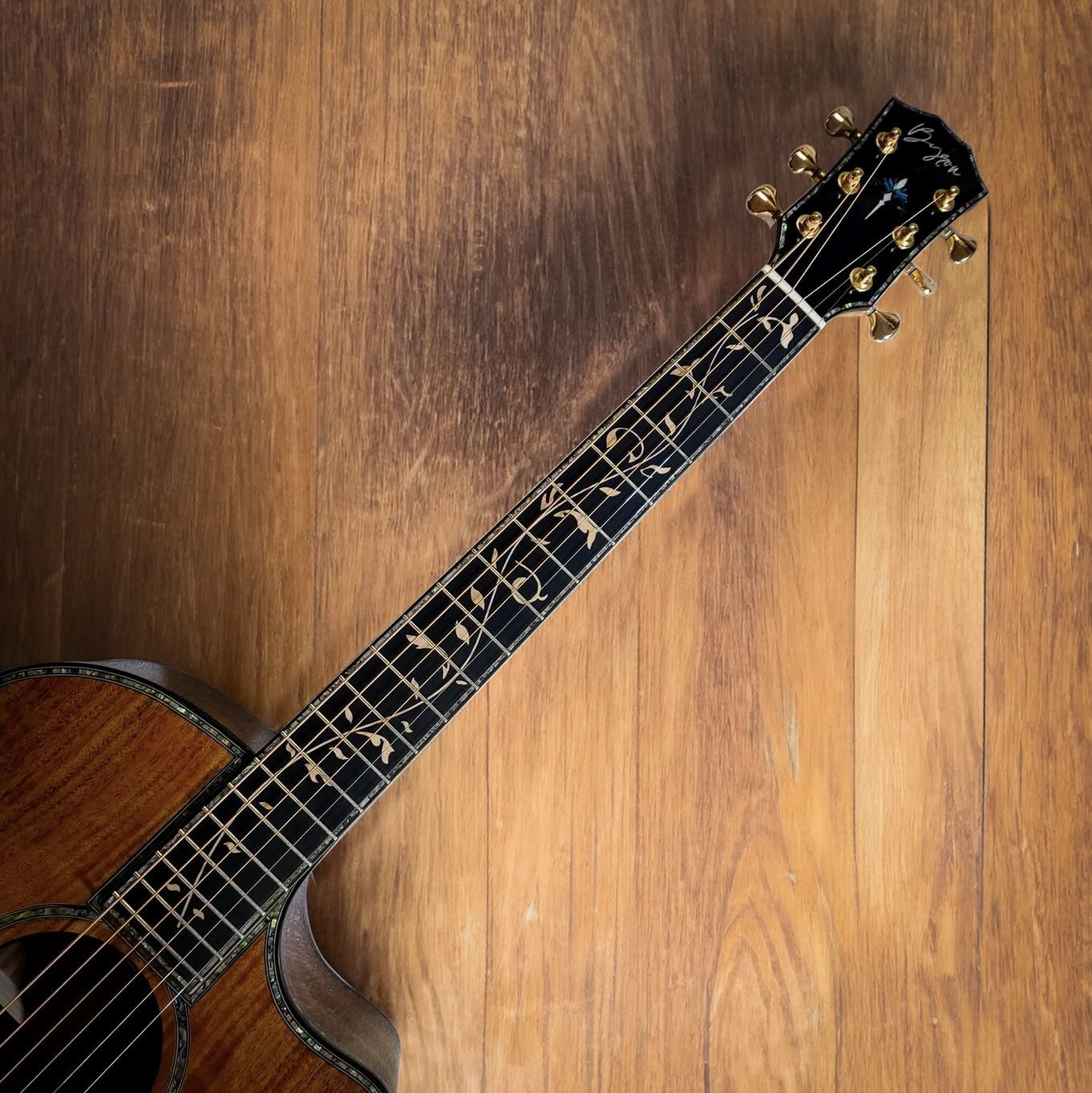 Custom GA 40" Natural Solid KOA AAAAA Abalone Binding Acoustic Guitar