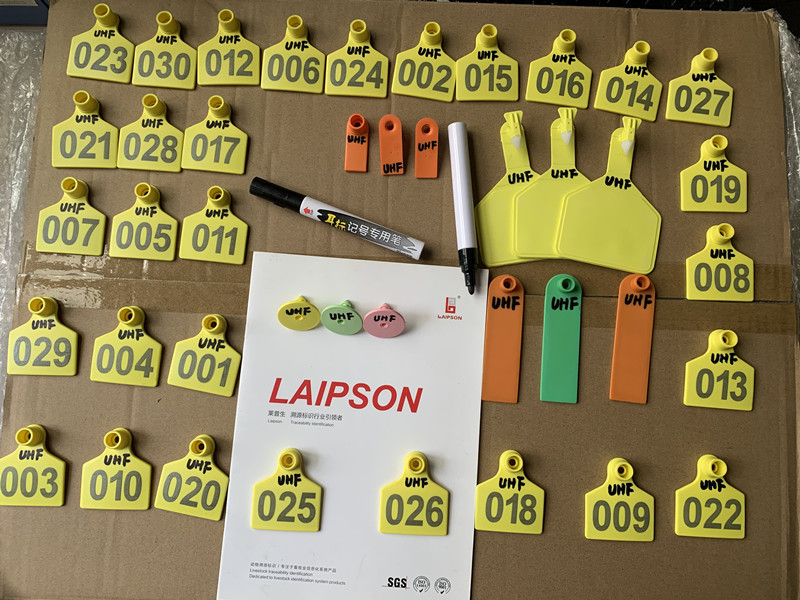 143mm Yellow One Piece Rfid Sheep Goat Ovine Animal Tagging For Livestock Tracking